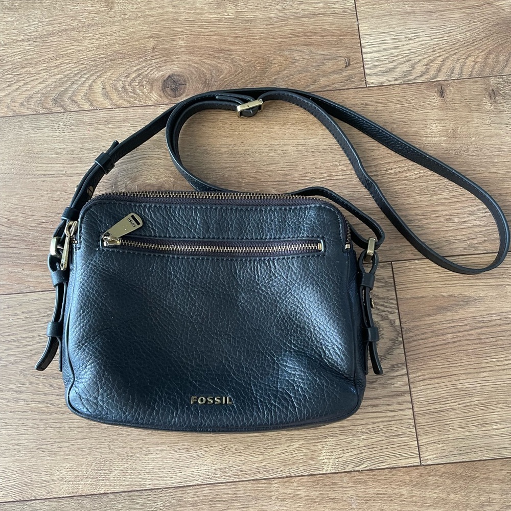 Fossil Black Leather Crossbody Bag with Gold Accents